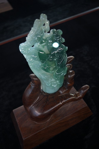 Jade carving works at Yunnan Cultural Industry Expo