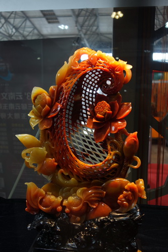 Jade carving works at Yunnan Cultural Industry Expo