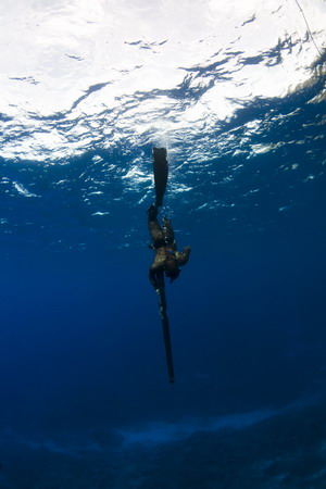 Freediving with one leg only