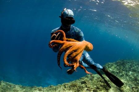 Freediving with one leg only