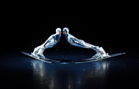 'The Best of Momix' dance performance