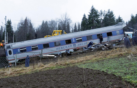 39 dead in Russian train derailment