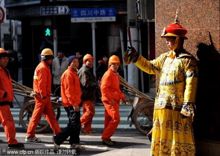 'Chinese emperor' publicity stunt