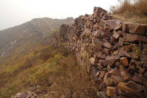 China's earliest Great Wall ruins found