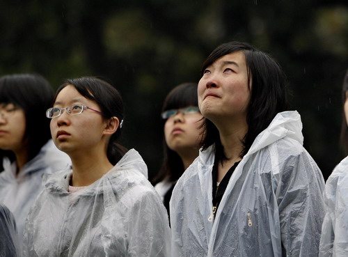 Nation remembers Qinghai quake victims