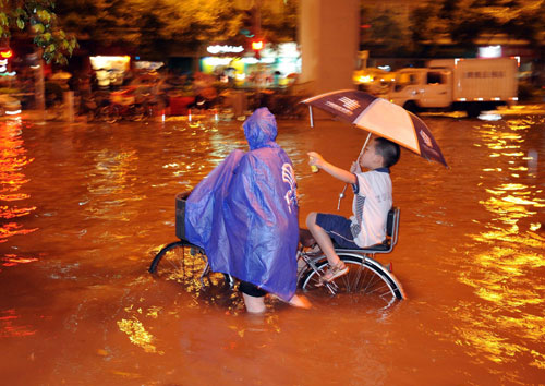 Cities in S China affected by heavy rain