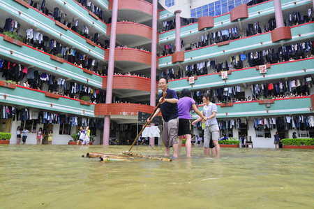 Students prepare for college entrance exam in flood-hit Guangxi