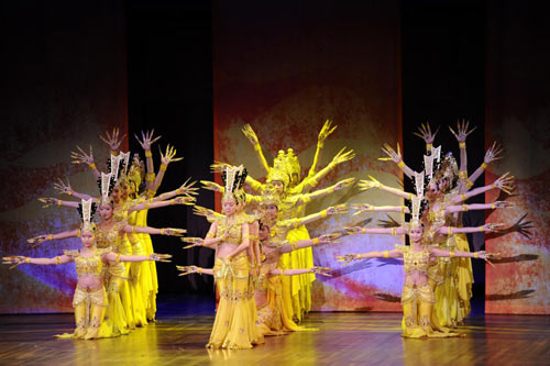 Thousand-hand Bodhisattva dance staged in Washington