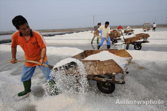 The making of sea salt