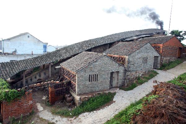 Dragon-patterned kiln of Ming Dynasty in E China