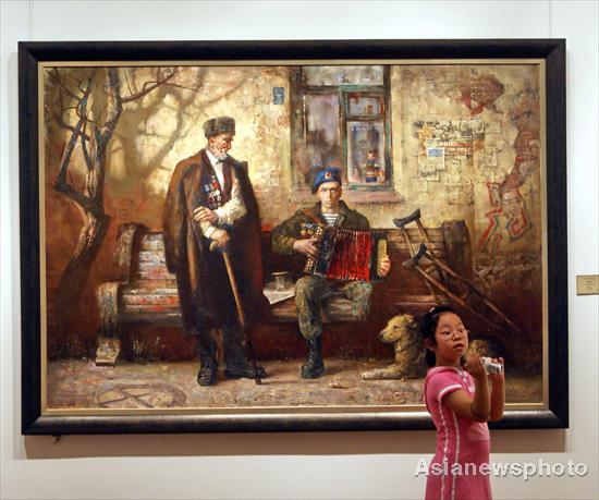 Russian painter puts China element in his work