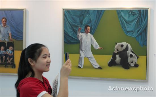 World artists show their works in Beijing