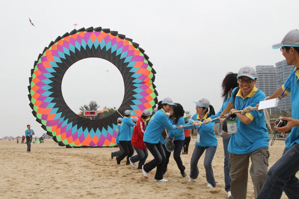 Let’s go fly a kite in Xiamen