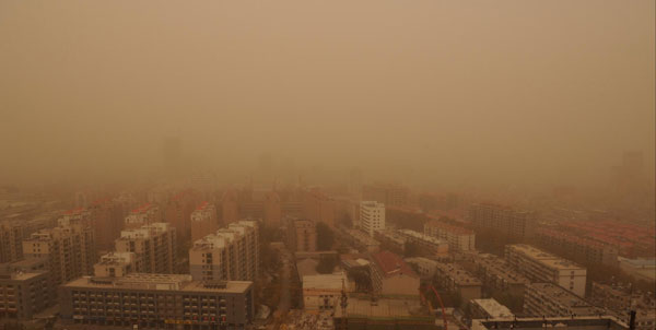 Sand storm hits China