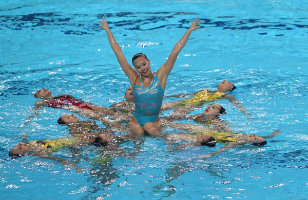 Water ballerinas get their act synchronized