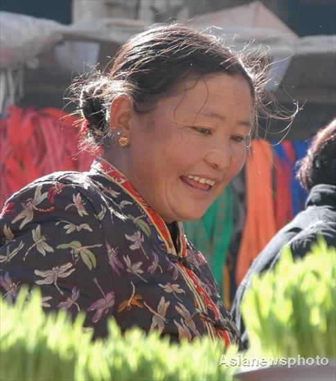 Jubilant Tibetans embrace New Year