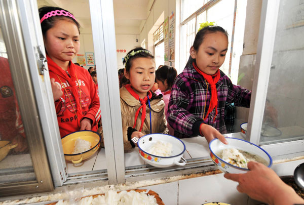 Free lunch for hungry students in S China