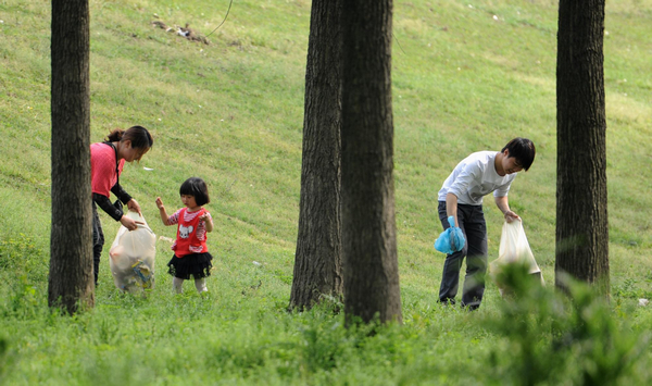 Spring clean for garbage raises litter awareness