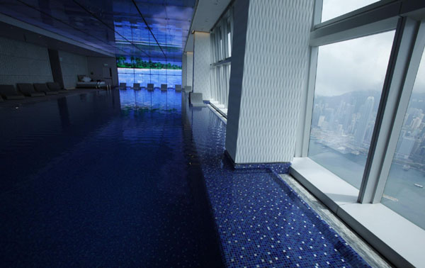 World's highest hotel opens in HK