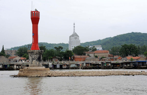 Severe drought ravages Central and East China