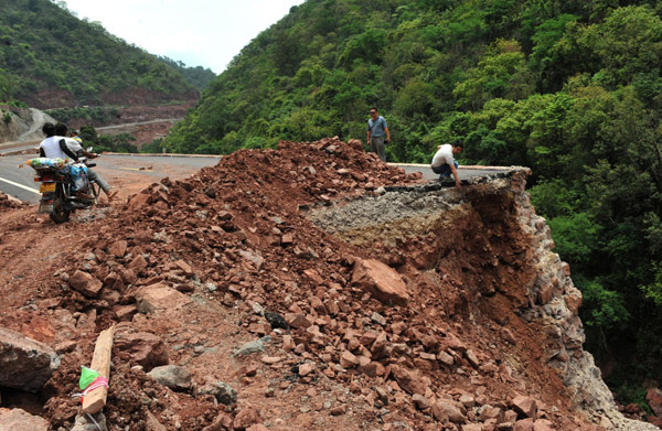 Tried and failed: Chinese road opens to fatalities