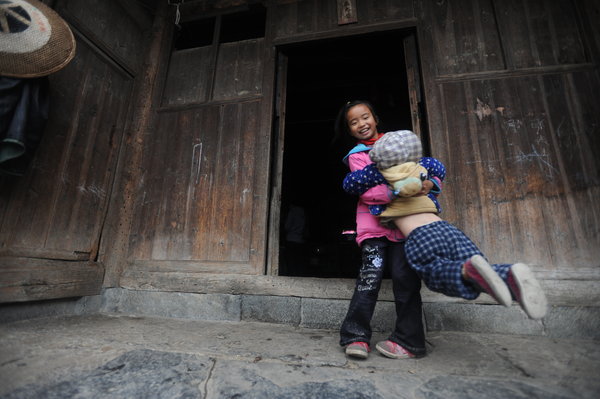 Left-behind child one of thousands