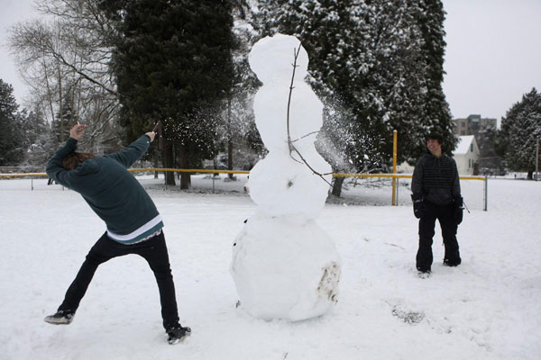 Washington braced for epic snowstorm