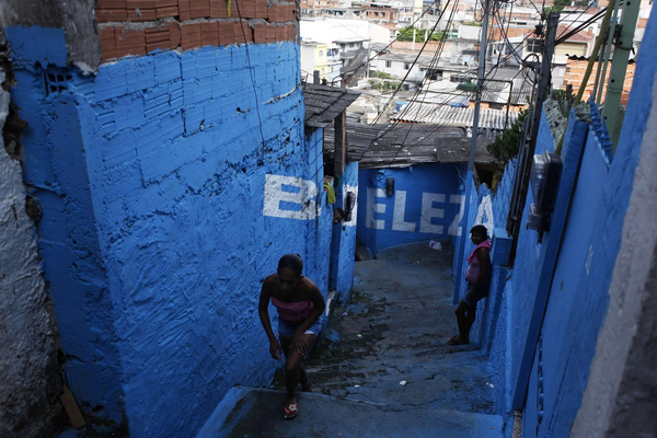 Light on the alleys in Sao Paulo