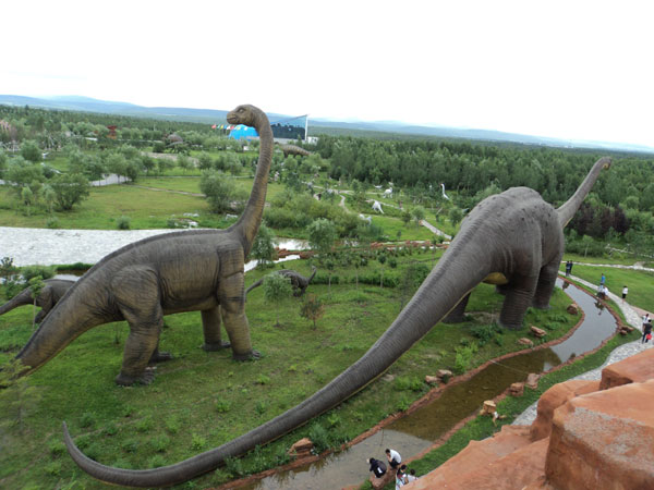 Snapshots of China's dinosaur hometown