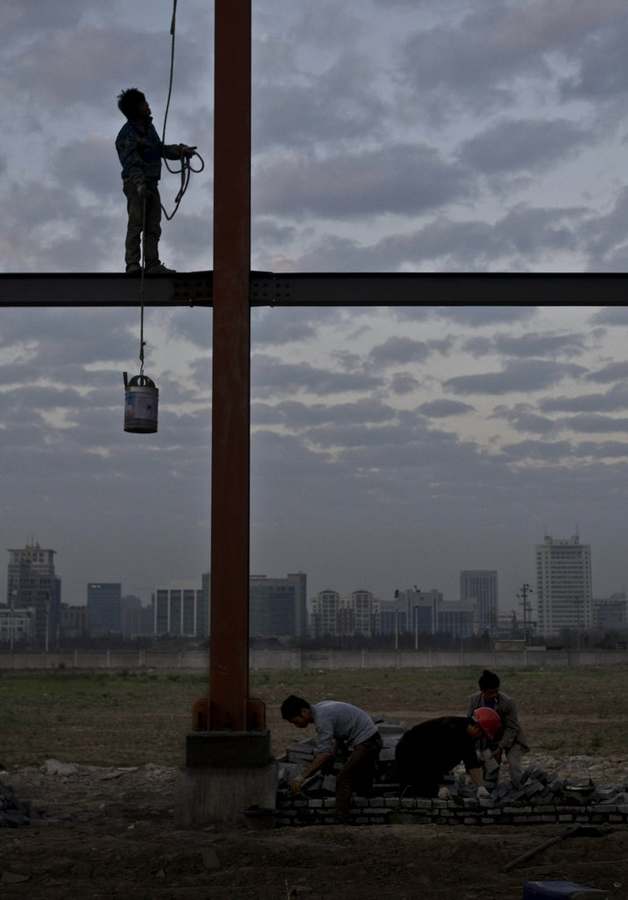 High risk for skyscraper painters