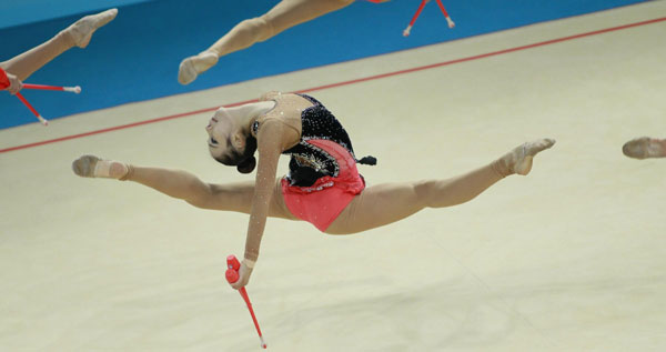 Chinese team performs at 32nd Rhythmic Gymnastics Worlds