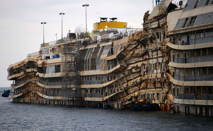 Shipwrecked Concordia to be removed in June