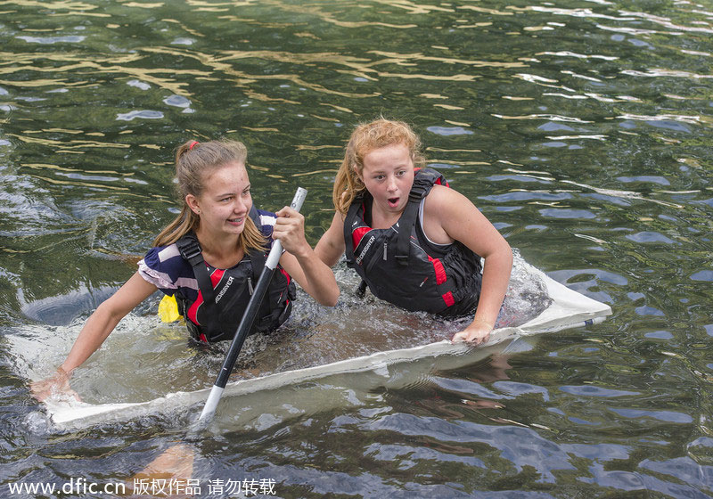 New Zealand bathtubbing races