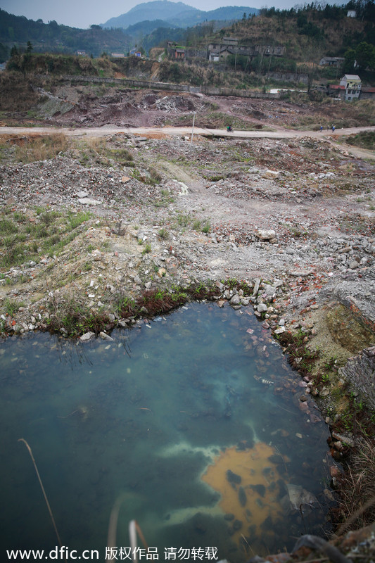 Poisonous mine turns village into cancer community