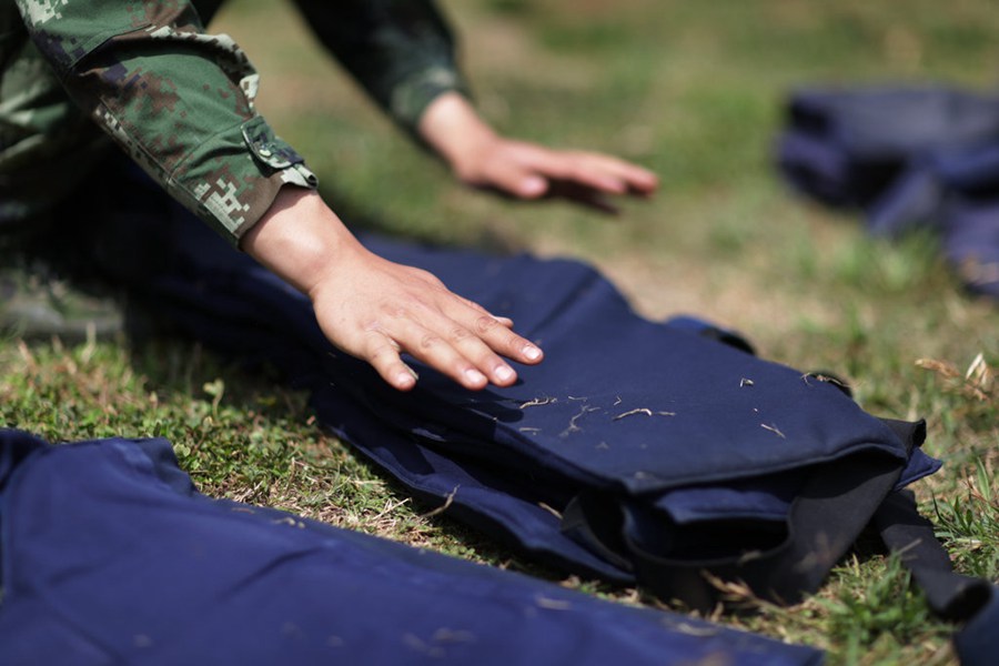 The silent world of bomb disposal officers