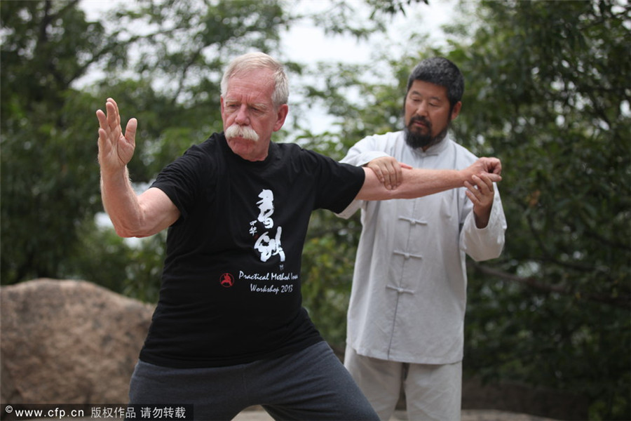 Foreigners flock to taichi school in Shandong