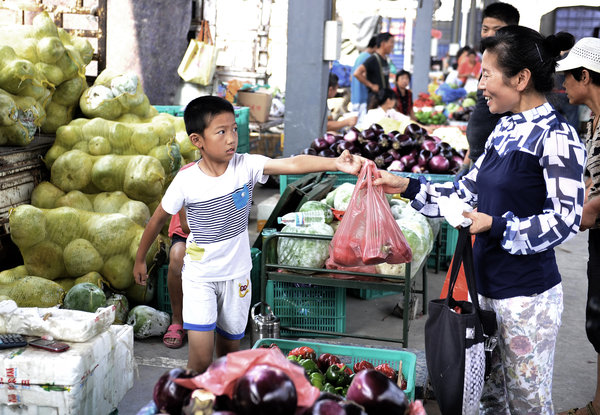 Summer holiday at farmers' market