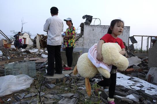 Relief continues to pour into Yancheng as tornado death toll rises to 99