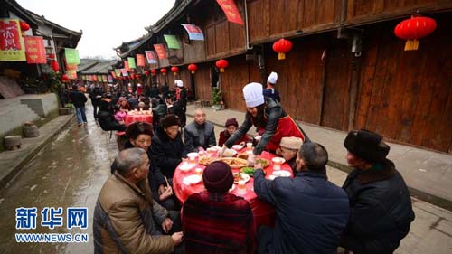 Long Street Banquet held to celebrate New Year