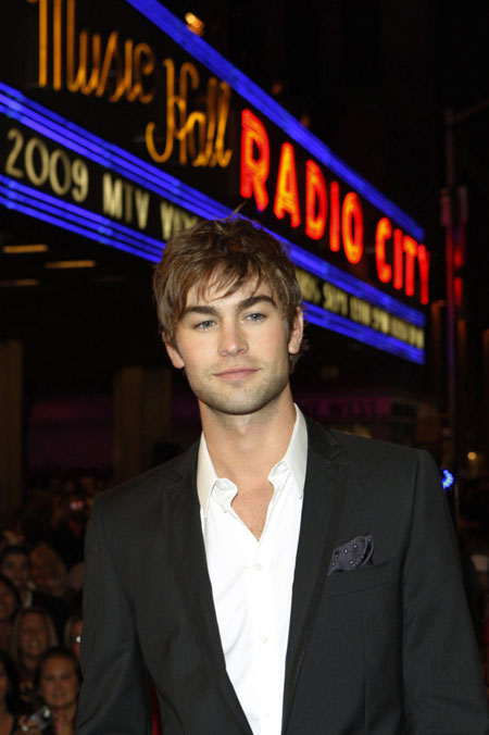 Chace Crawford arrives at the 2009 MTV Video Music Awards