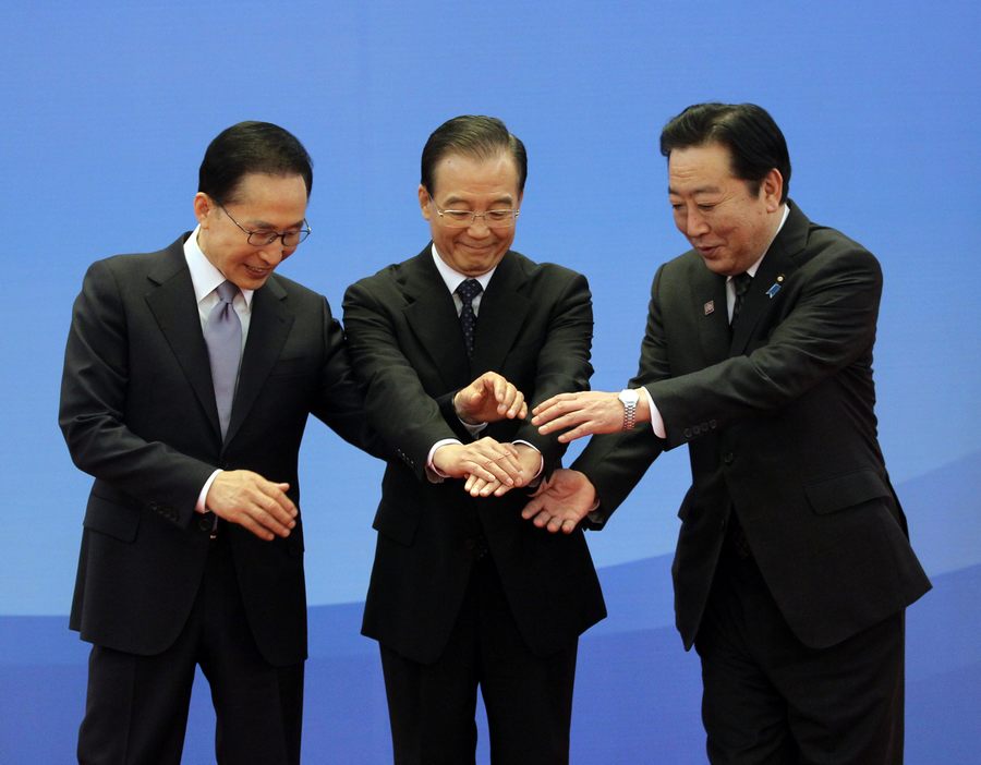 Wen Jiabao's decade of diplomacy photo album