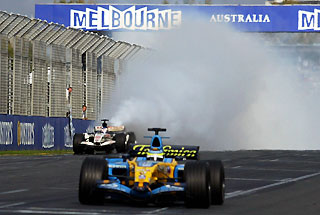 Alonso wins dramatic Australian Grand Prix