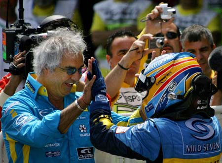 Briatore fears 2007 tyre rules favour Ferrari