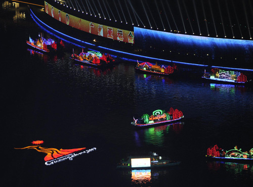 Boat parade kicks off Asian Games' opening night
