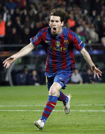 Messi's four goals inspire Barca into semifinals