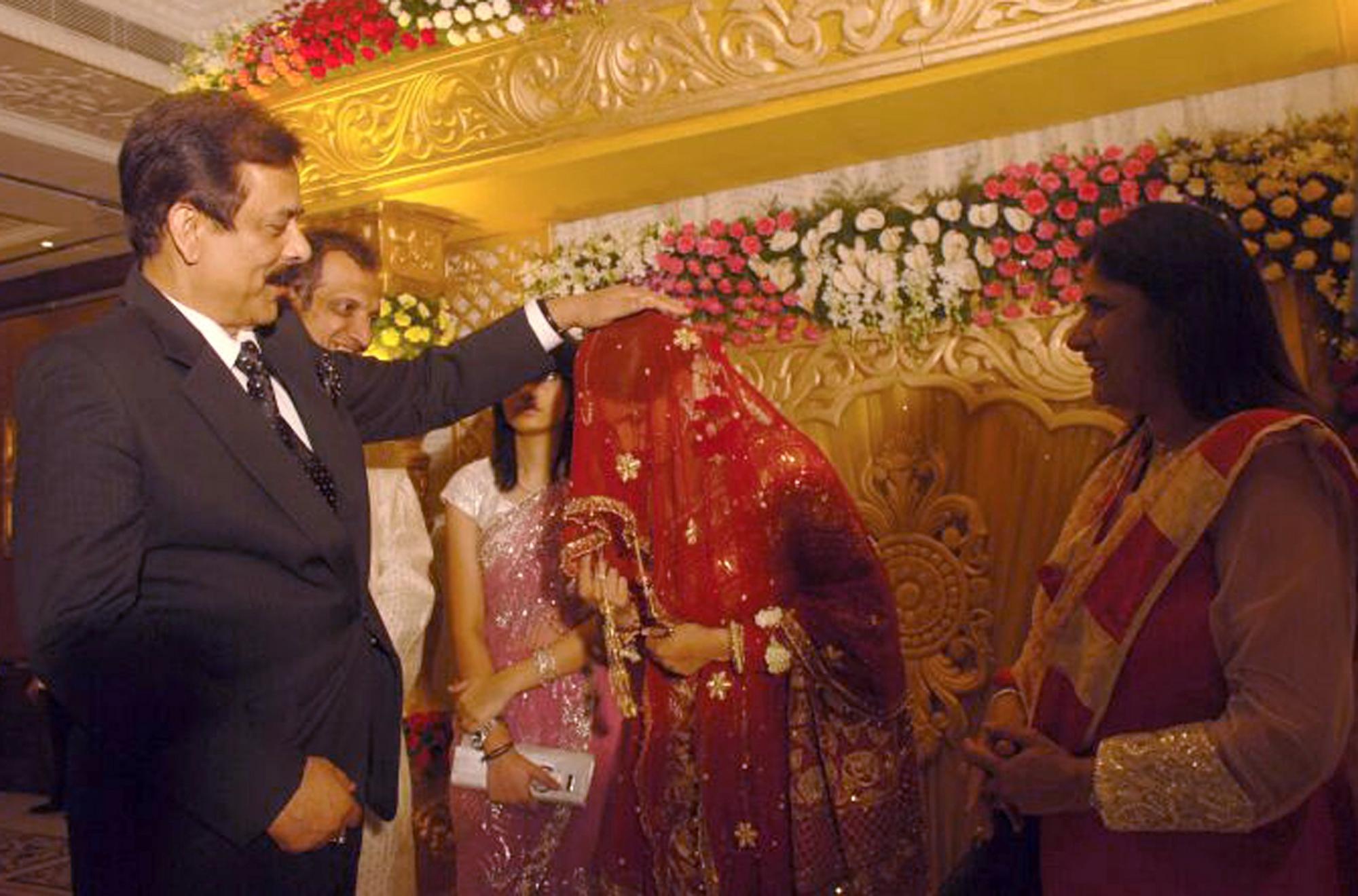 India tennis babe marries Pakistani cricketer