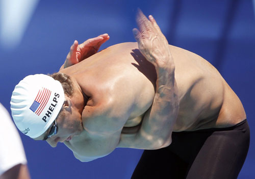 Phelps fails to qualify for 400 medley final