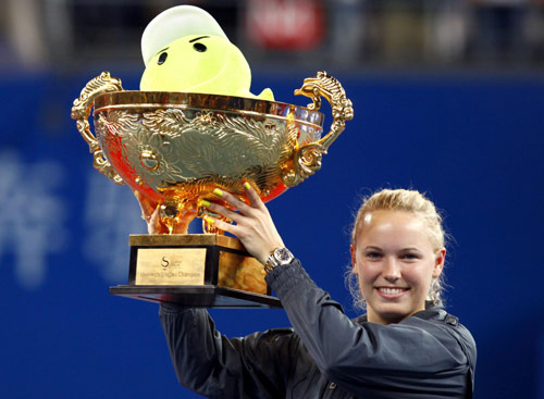 Djokovic, Wozniacki crowned in Beijing