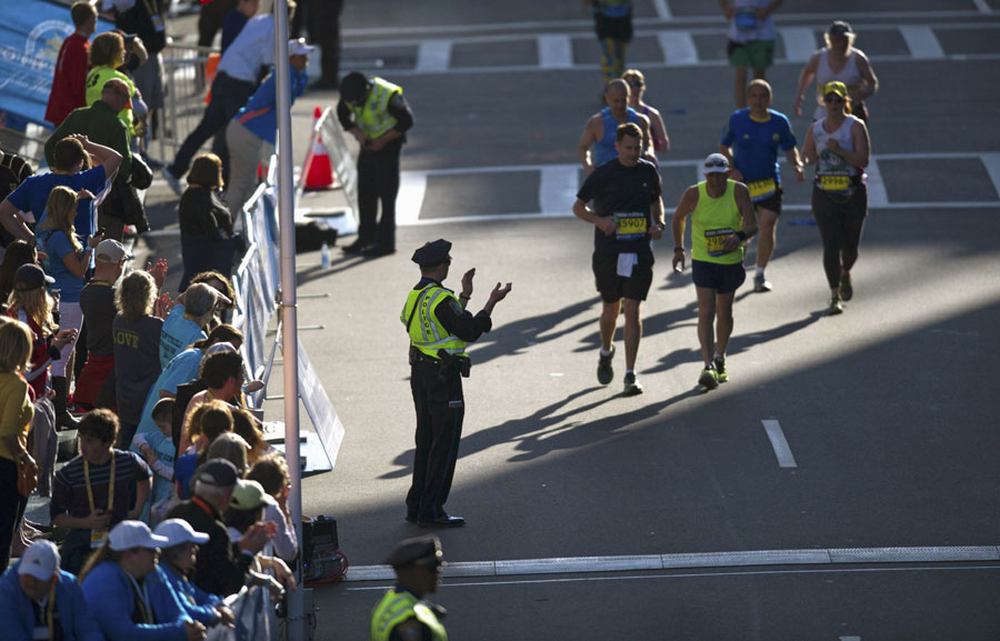 Thousands run first Boston Marathon since bombings