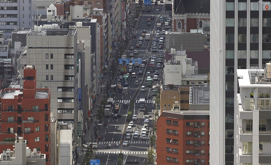 摄影师拼东京全景照 可清晰看到街道犄角旮旯(组图)